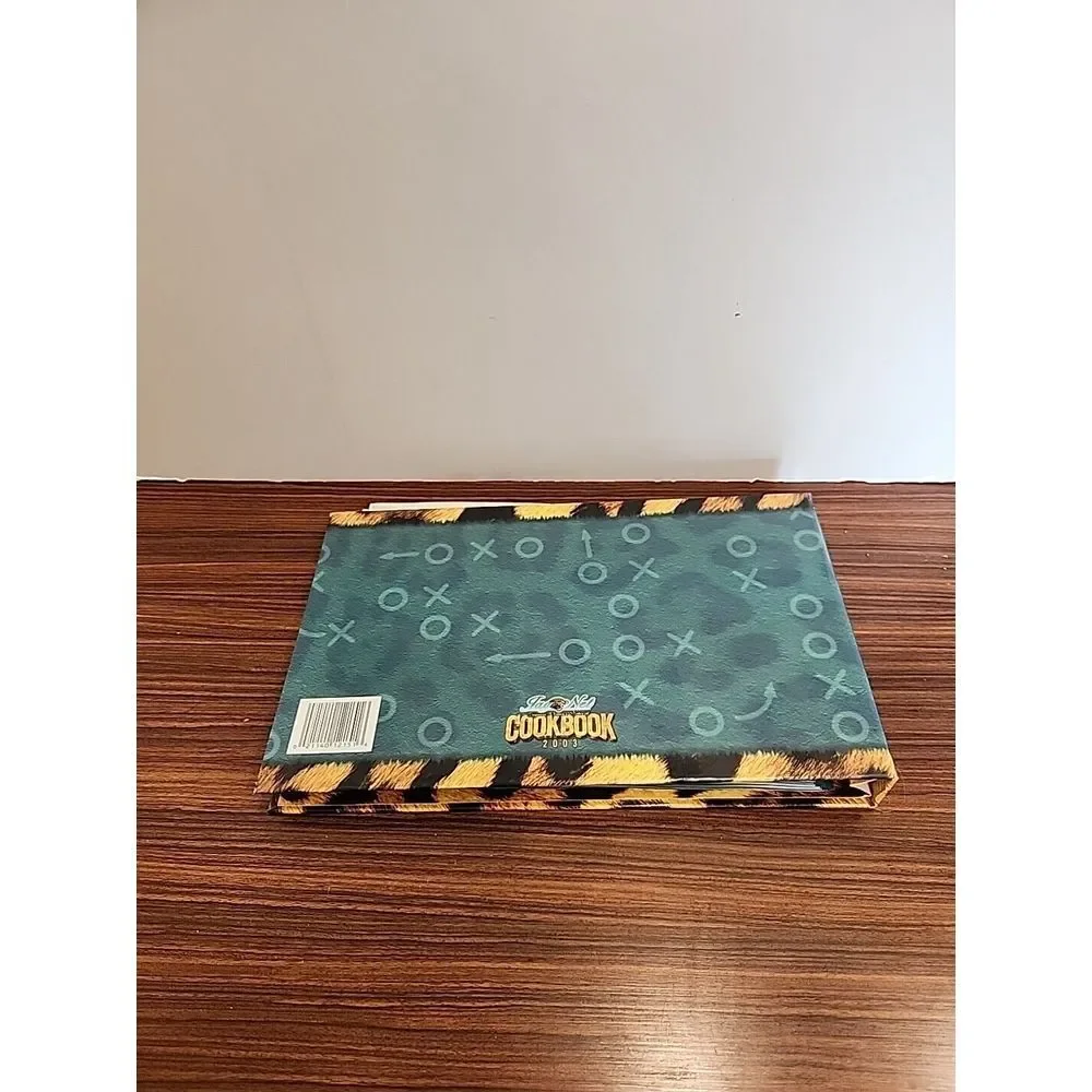 Vintage 2003 NFL Jacksonville‎ Jaguars Jag Net Winn Dixie Cookbook